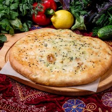 При заказе доставки двух узбекских пирогов, бутылка Армянского вина в подарок в "Тюбетейке"